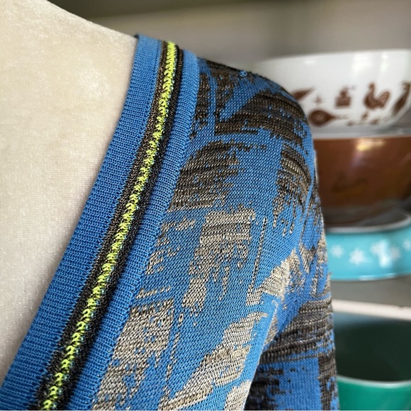 Diktons Barcelona Blue Button-Down Sweater - Size 6 - Picture 3 of 12